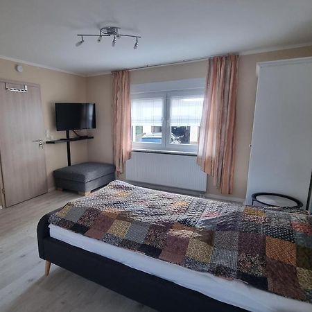 Unter Der Linde Apartment Санкт Вендел Екстериор снимка
