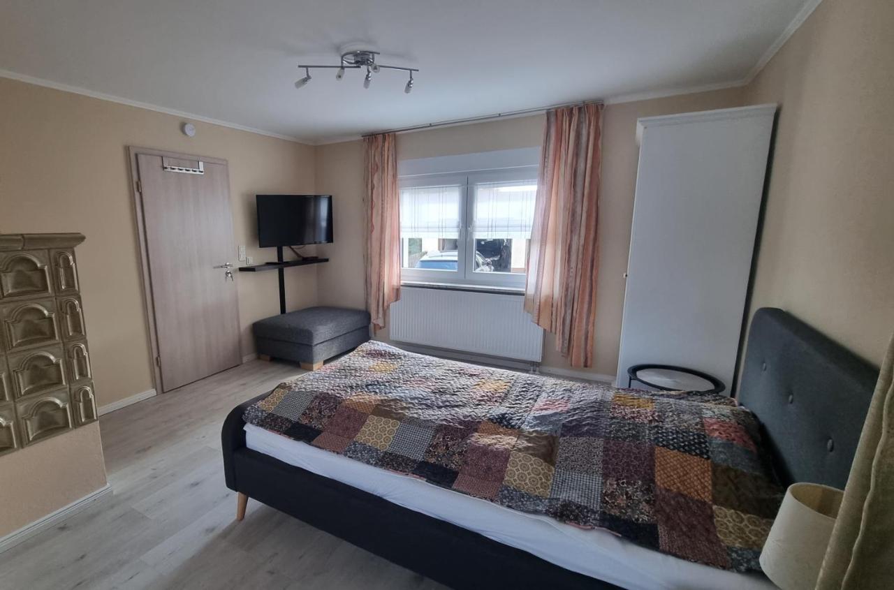 Unter Der Linde Apartment Санкт Вендел Екстериор снимка