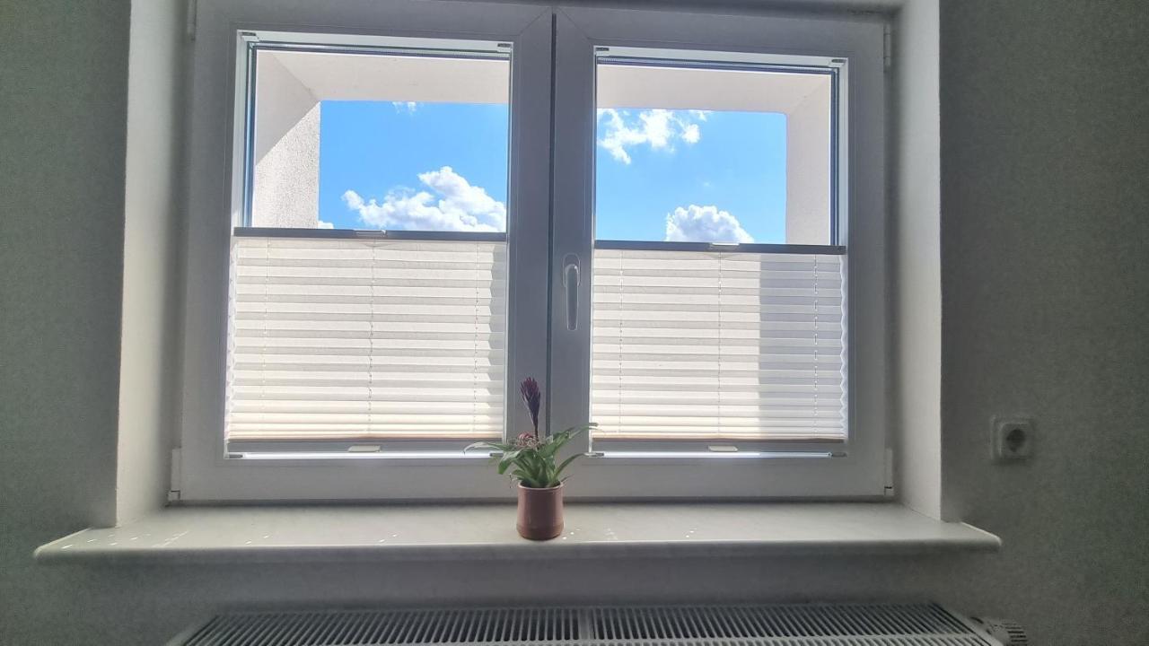 Unter Der Linde Apartment Санкт Вендел Екстериор снимка